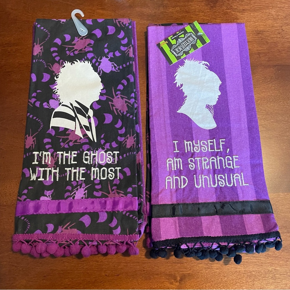 Beetlejuice Decorative Kitchen Towels and Tablecloth. New. - Picture 2 of 12